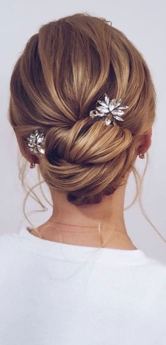 romantic-low-bun.jpg