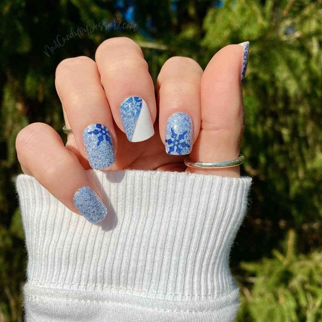 nails snow blue white