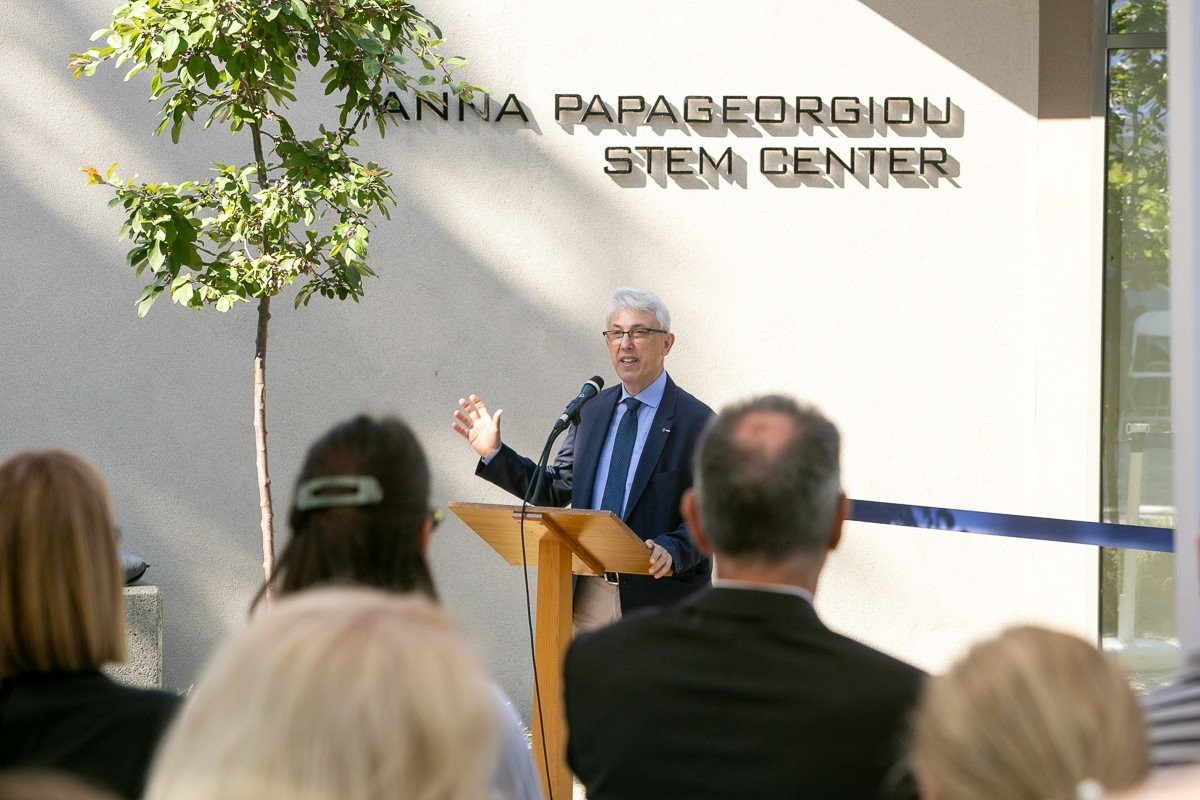 anna-papageorgiou-stem-building-opening-panos-vlachos.jpg