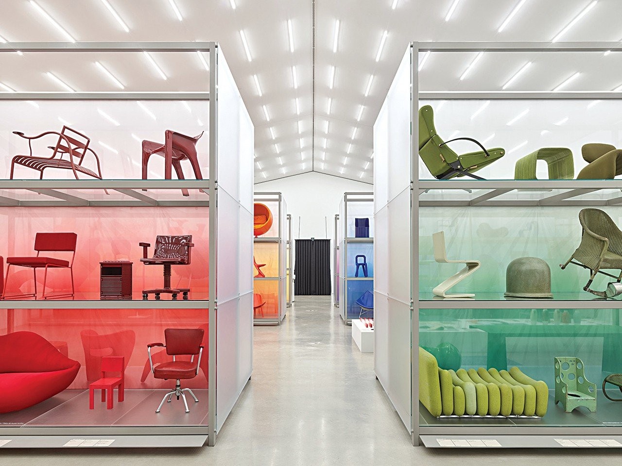 vitra-schaudepot-sabine-marcelis-colour-rush-01.jpg