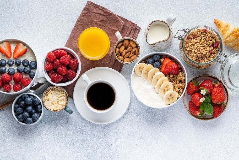 healthy-breakfast-shutterstock-1727865178.jpg