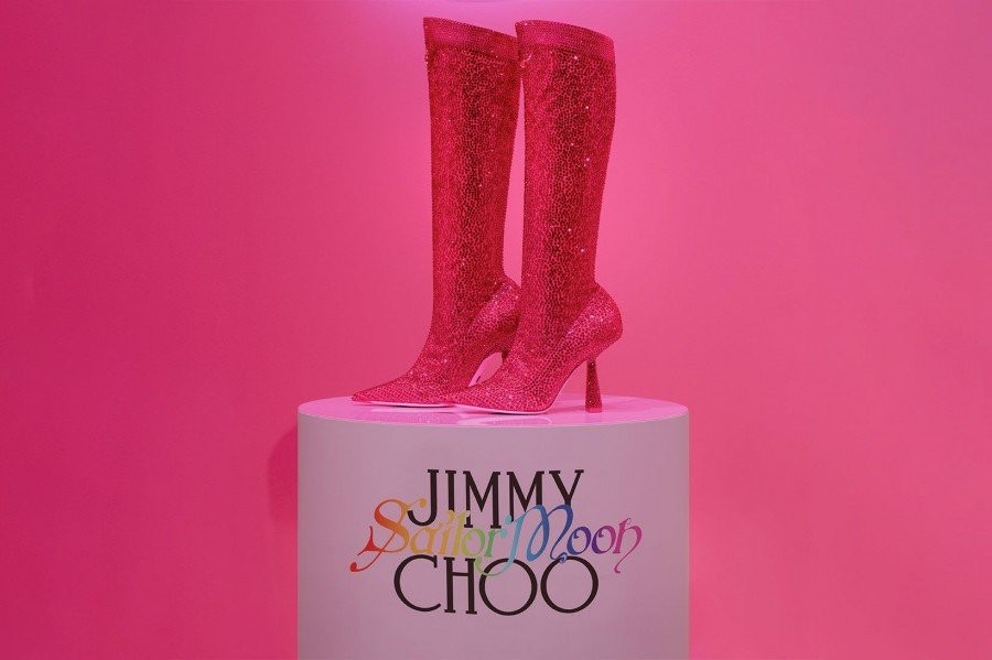 jimmy-choo-sailor-moon-collaboration-boots-limited-edition-1.jpg