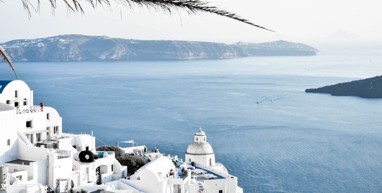 Easter vibes: Σε αυτά τα ελληνικά νησιά το Πάσχα αποτελεί μια μυσταγωγική εμπειρία 