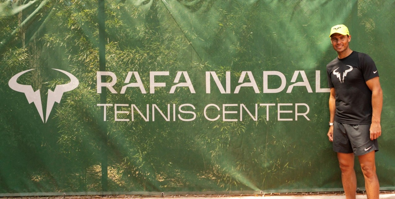 Rafael Nadal: Ο Ισπανός θρύλος του τένις κατέφθασε στο Sani Resort της Χαλκιδικής 