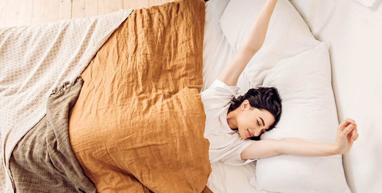 Τι είναι τελικά το "beauty sleep" και πώς μπορείτε να το πετύχετε