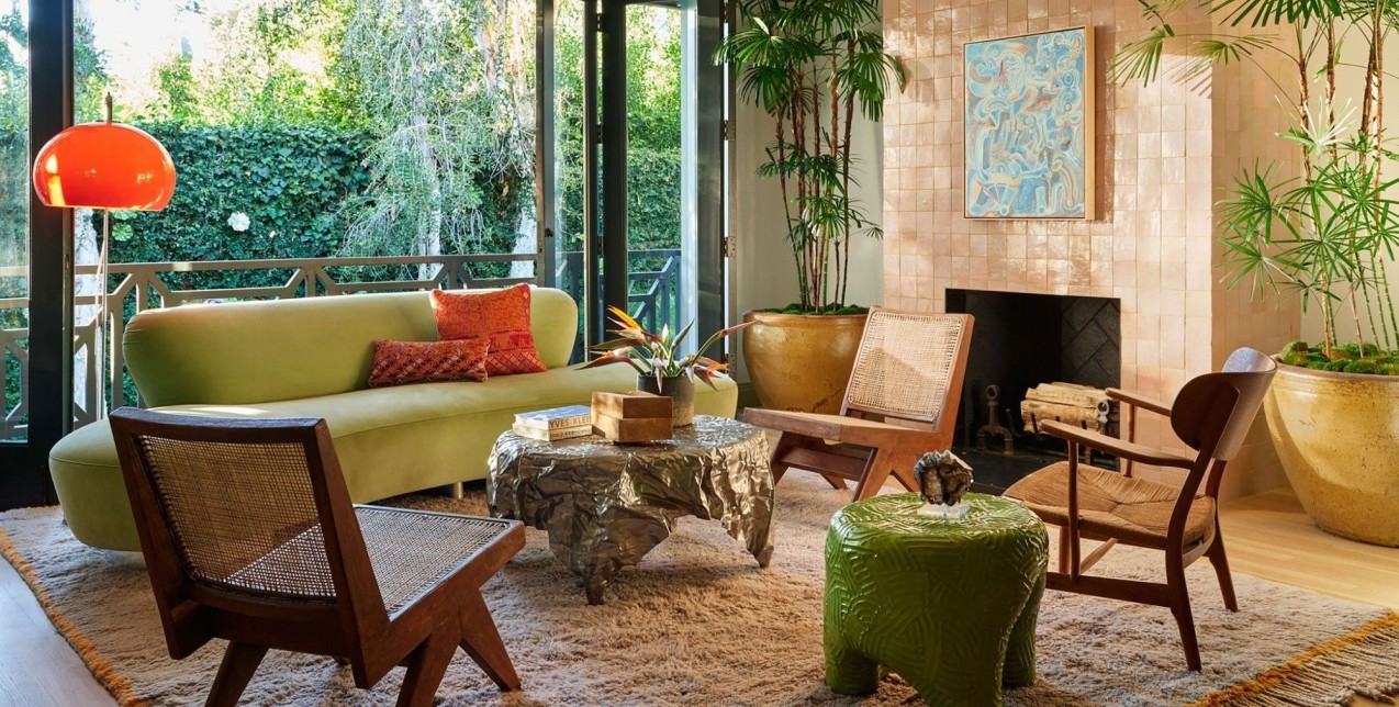 Μια κατοικία στο Los Angeles γεμάτη χρώμα και μοντέρνες λεπτομέρειες