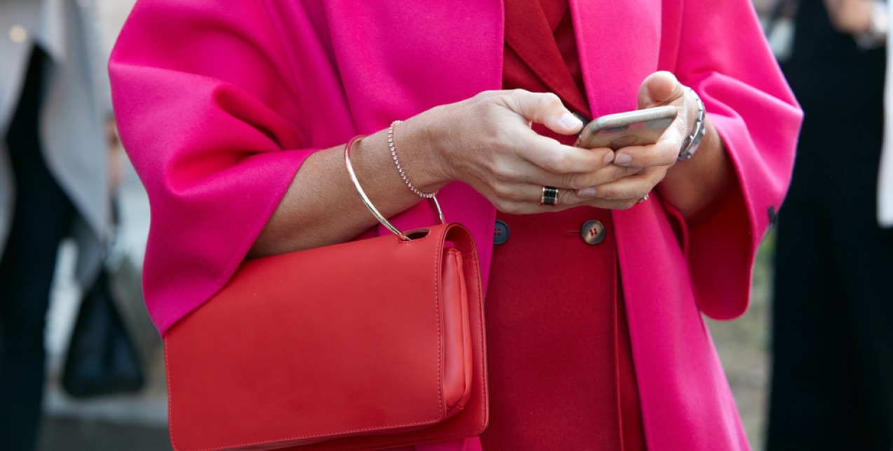 Pink & Red: Ο unexpected, fashion συνδυασμός που ήρθε η ώρα να δοκιμάσετε