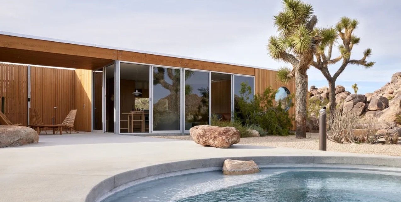 Μια κατοικία στην κοιλάδα Yucca Valley της California μετατρέπεται στο απόλυτο ησυχαστήριο