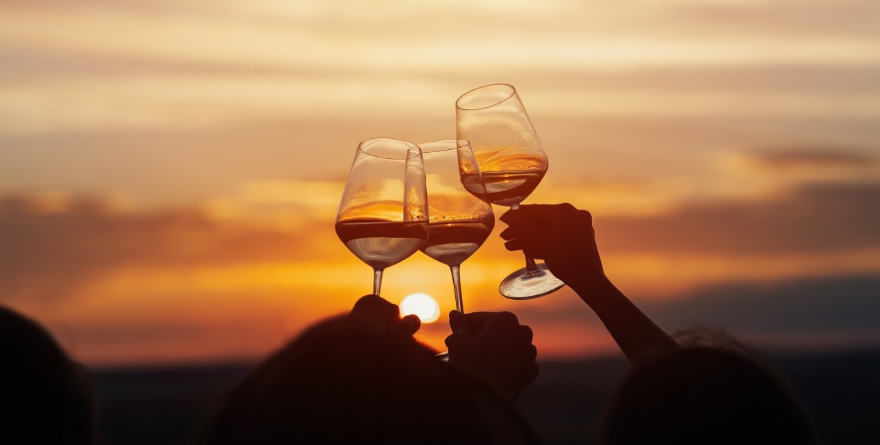 Wine Time: Ποια είναι τα θετικά αποτελέσματα που έχει το κρασί για την υγεία μας;