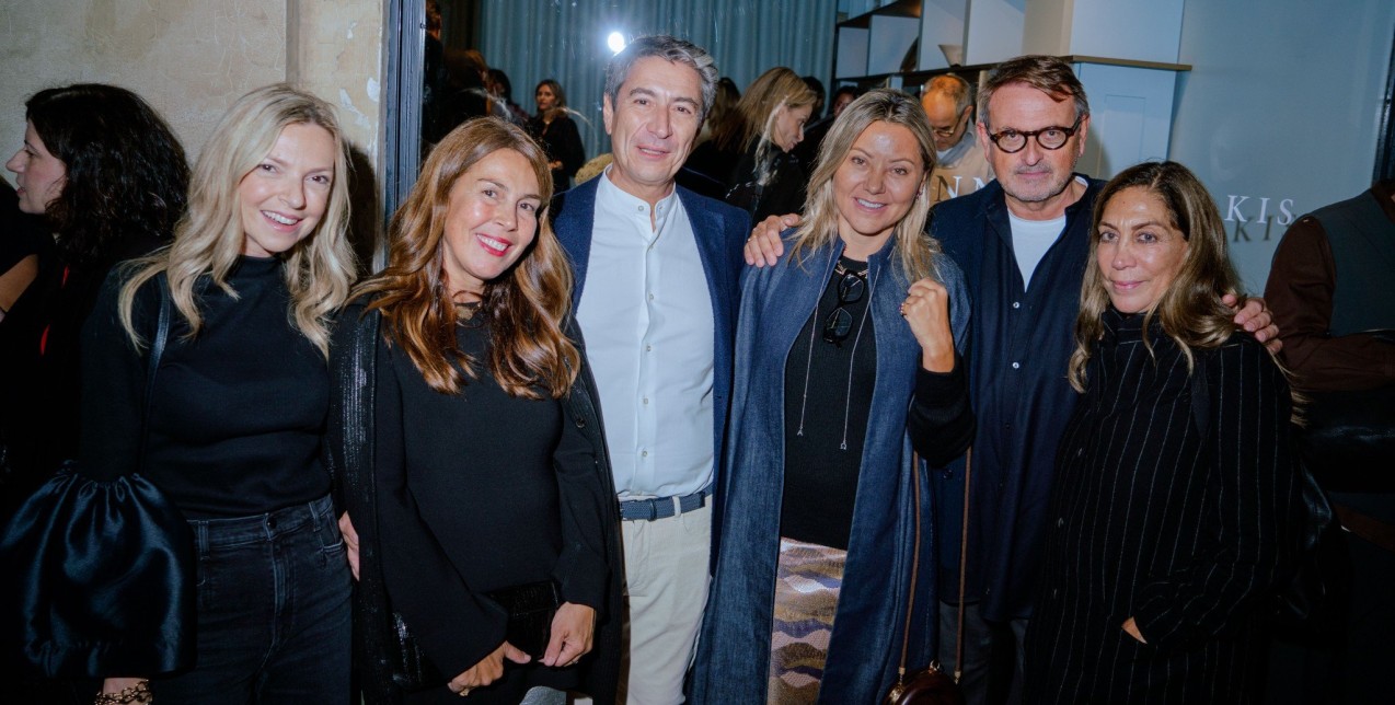 Το opening της πρώτης flagship boutique, Yannis Sergakis, στην Πόλη του Φωτός ήταν όσο λαμπερό του άξιζε