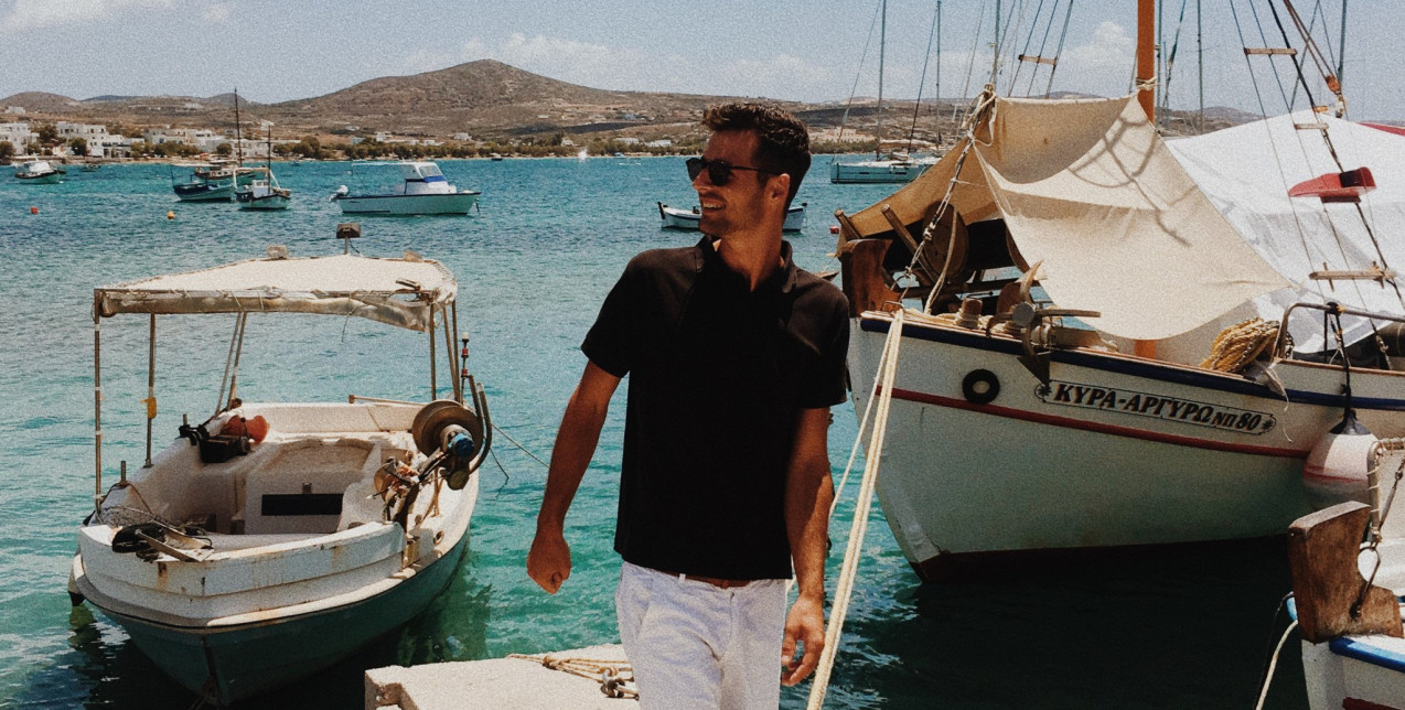 Η Μήλος μέσα από τον 10λογο του φωτογράφου Δημήτρη Γάκη