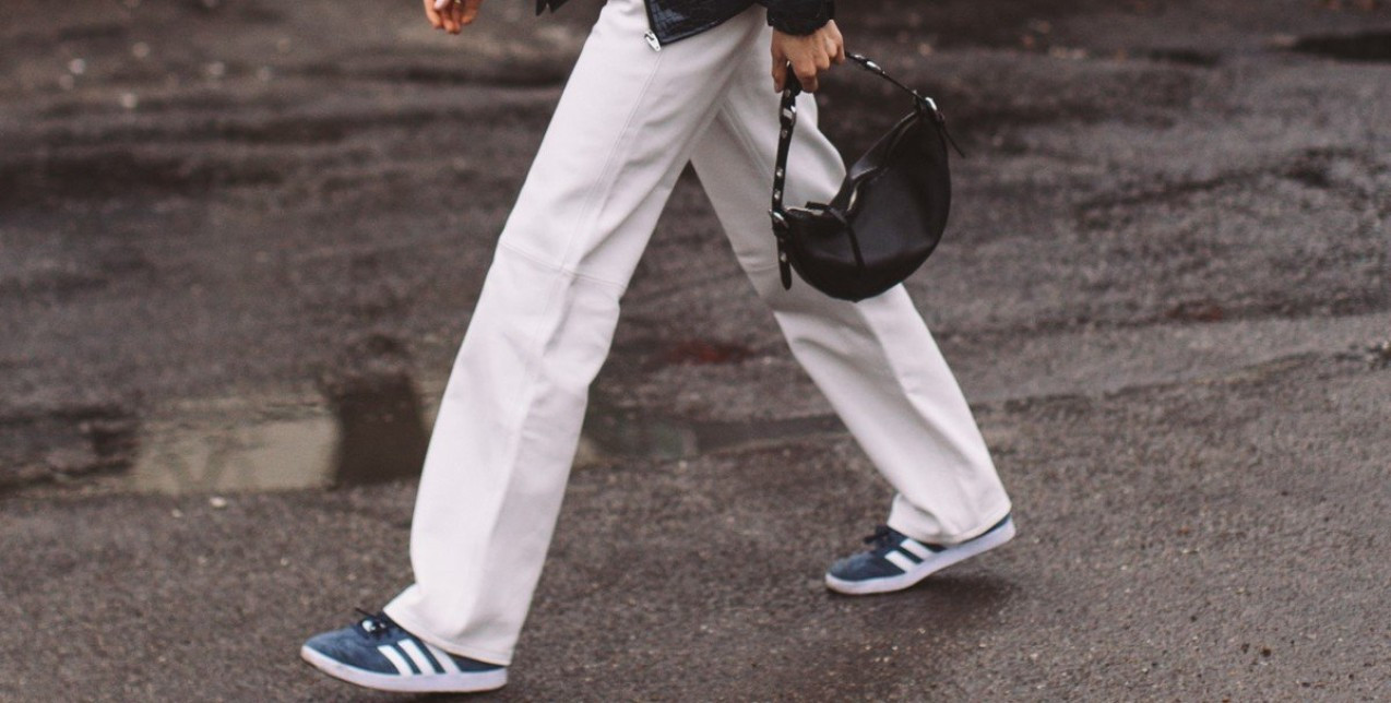 Οι τάσεις στα sneakers που θα δεν θα μπορούμε να αντισταθούμε τους επόμενους μήνες 