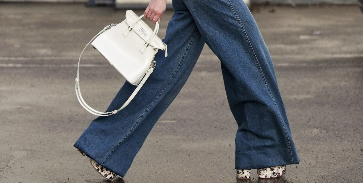 Πώς θα φορέσετε με απόλυτη επιτυχία τα wide-leg jeans φέτος τον χειμώνα  Πώς θα φορέσετε με απόλυτη επιτυχία τα wide-leg jeans φέτος τον χειμώνα