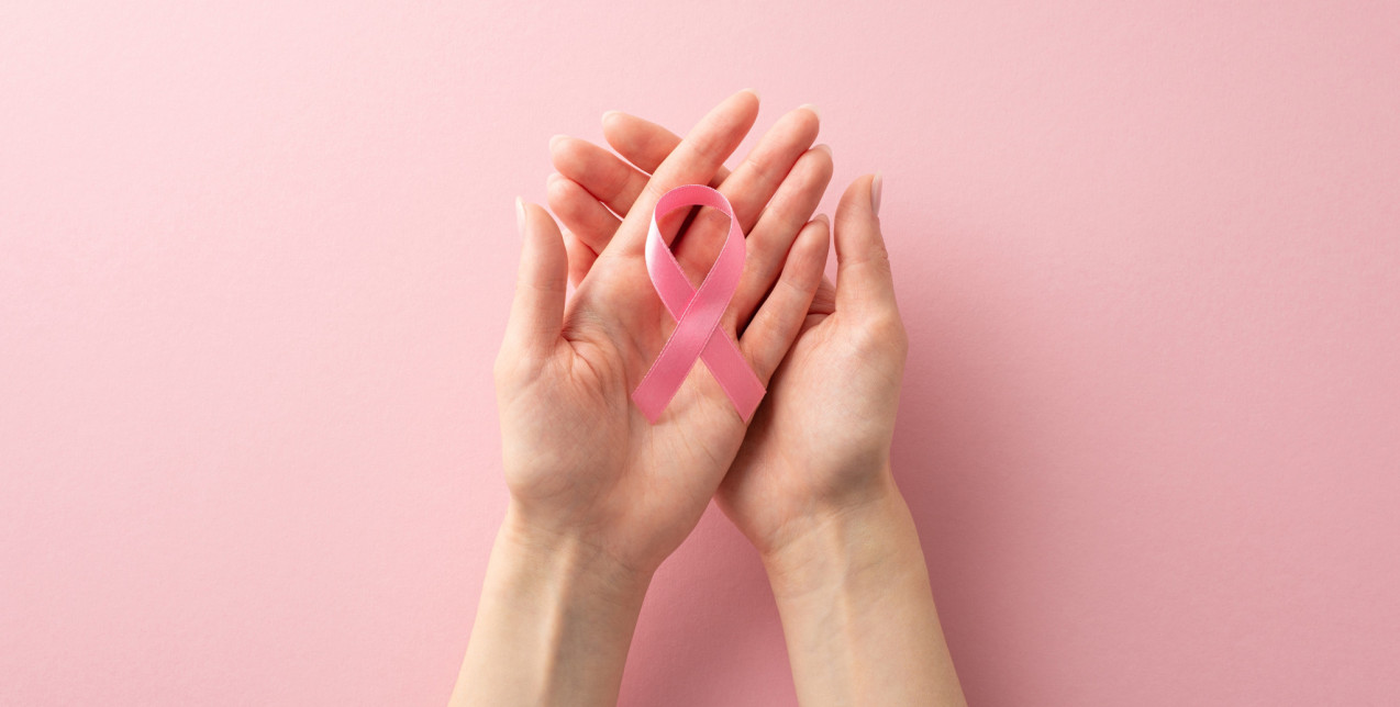 «Για σένα. Για όσους αγαπάς»: Η νέα καμπάνια του ομίλου Euromedica για τον καρκίνο του μαστού μάς υπενθυμίζει το αυτονόητο