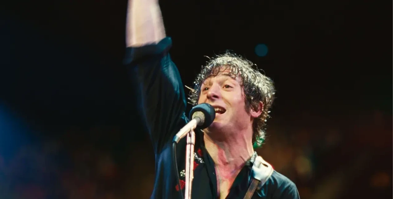 O Jeremy Allen White «φωτίζει» την πιο σκοτεινή πλευρά του Bruce Springsteen στη νέα ταινία 'Springsteen: Deliver Me From Nowhere' O Jeremy Allen White «φωτίζει» την πιο σκοτεινή πλευρά του Bruce Springsteen στη νέα ταινία 'Springsteen: Deliver Me From Nowhere'
