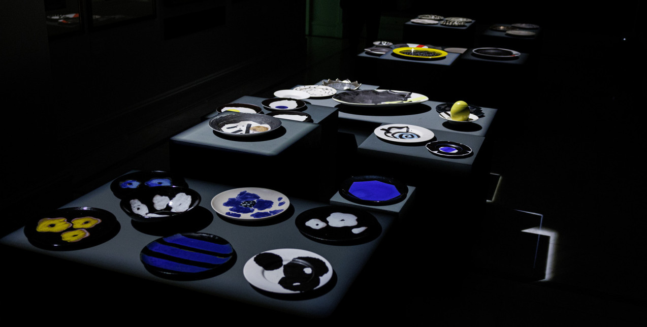 Η έκθεση της σημαντικής εκπροσώπου της κεραμοπλαστικής τέχνης Ελένης Βερναδάκη στο Μουσείο Μπενάκη κι όσα συνέβησαν στο ετήσιο Fundraising Gala