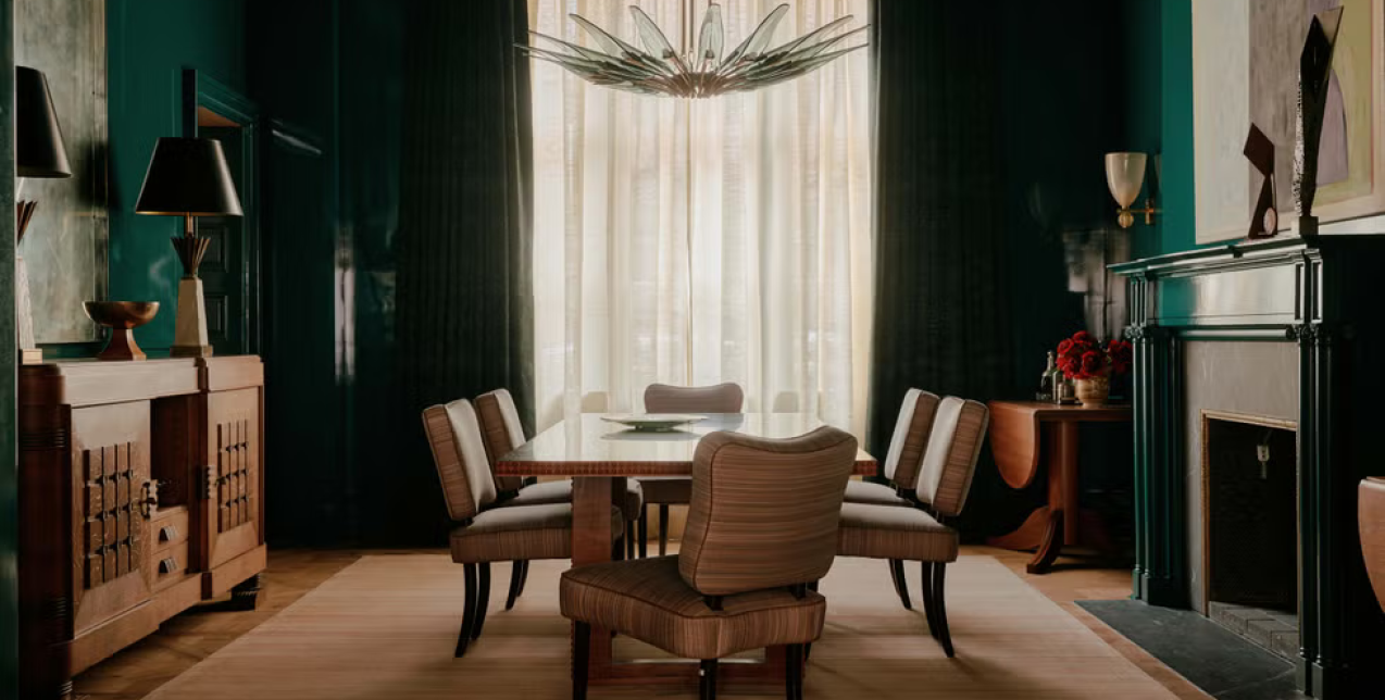 Μια εκκλησία του 1890 στο Manhattan μετατράπηκε σε μεζονέτα που αγκαλιάζει το χρώμα και τις αντιθέσεις