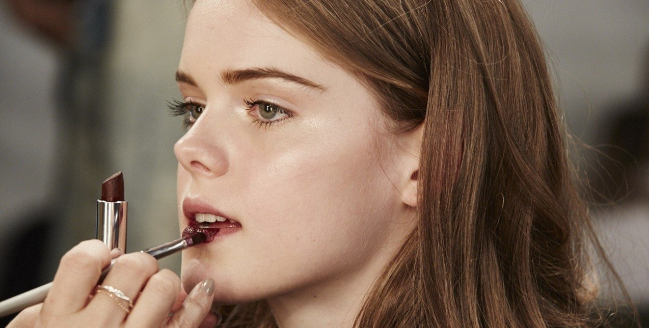 Τα κραγιόν που θα κλέψουν την παράσταση αυτές τις γιορτές 