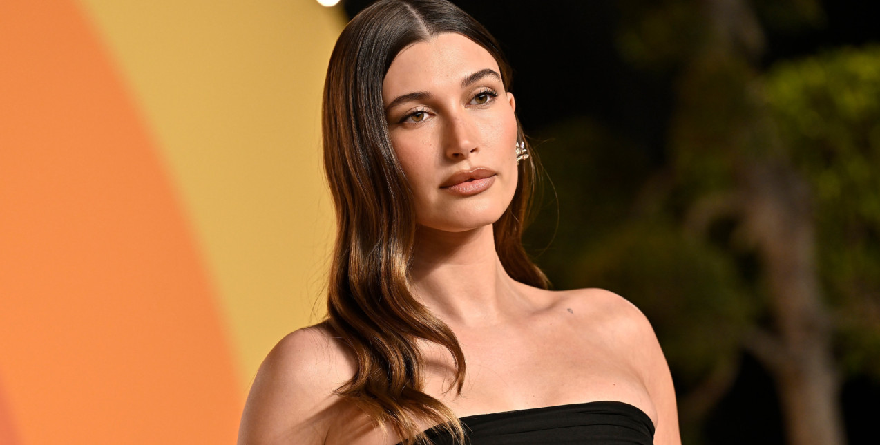 To φαινόμενο Hailey: Πώς κατάφερε ξανά να κάνει τα social media να... τρελαθούν με μία αλλαγή στα μαλλιά της;