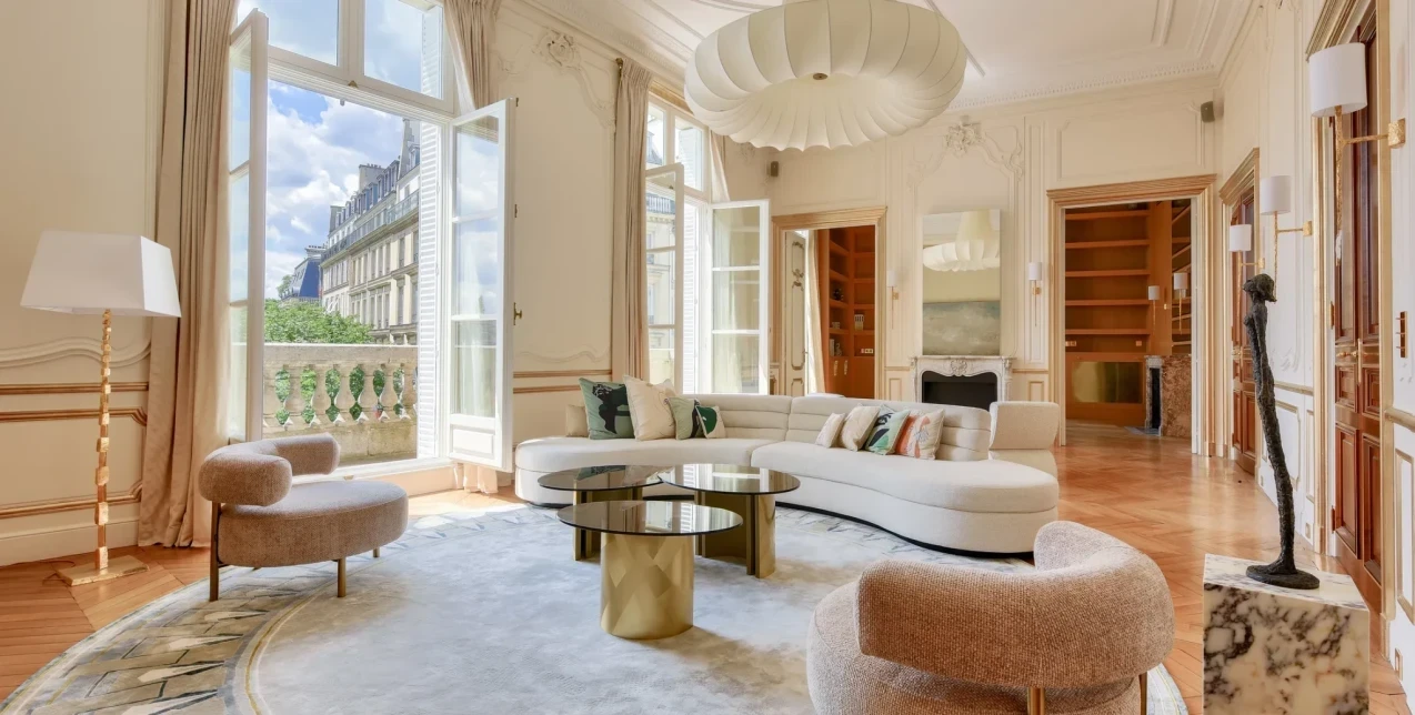 6 φανταστικά διαμερίσματα στο Παρίσι, όπως δημοσιεύτηκαν στο GLOW.GR