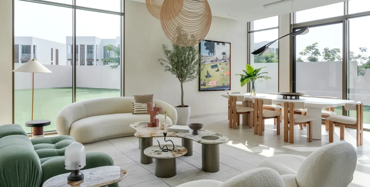 Μια family-friendly βίλα στο Άμπου Ντάμπι σε ύφος Japandi που συνδυάζει υψηλή αισθητική και λειτουργικότητα