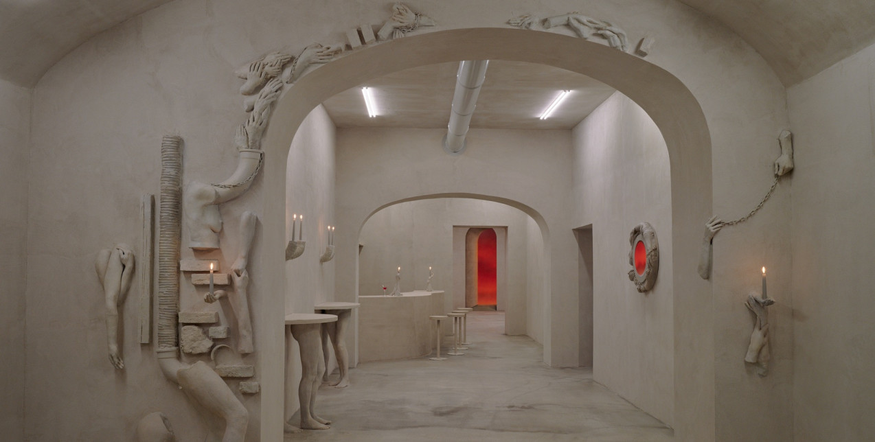 Το πιο «καυτό» νέο bar της Ρώμης είναι ίσως το ωραιότερο προσωρινό art installation που έχουμε δει