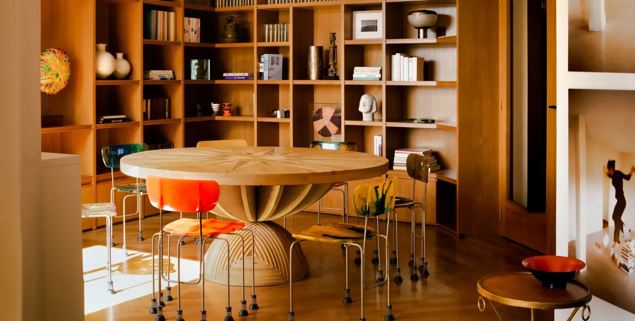 Ένα υπέροχο παριζιάνικο διαμέρισμα της δεκαετίας του 1930 αντλεί έμπνευση από τον Κλιμτ