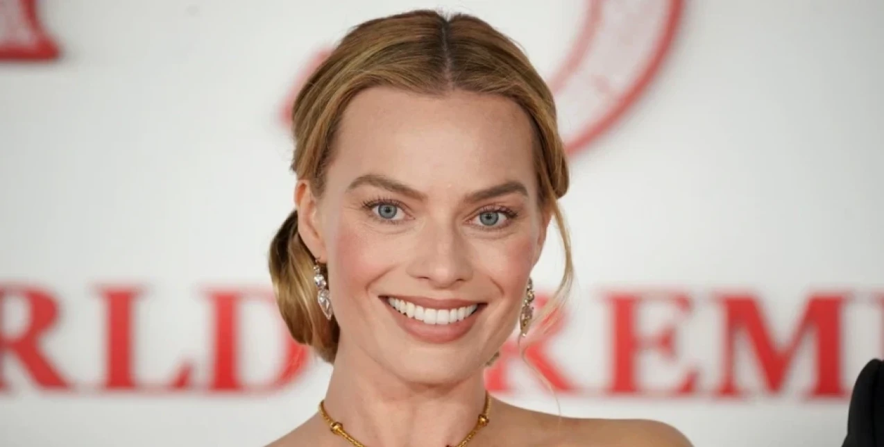 Ανεμοδαρμένα Ύψη: Η πρεμιέρα της ταινίας και η εκθαμβωτική εμφάνιση της Margot Robbie που έκλεψε την παράσταση