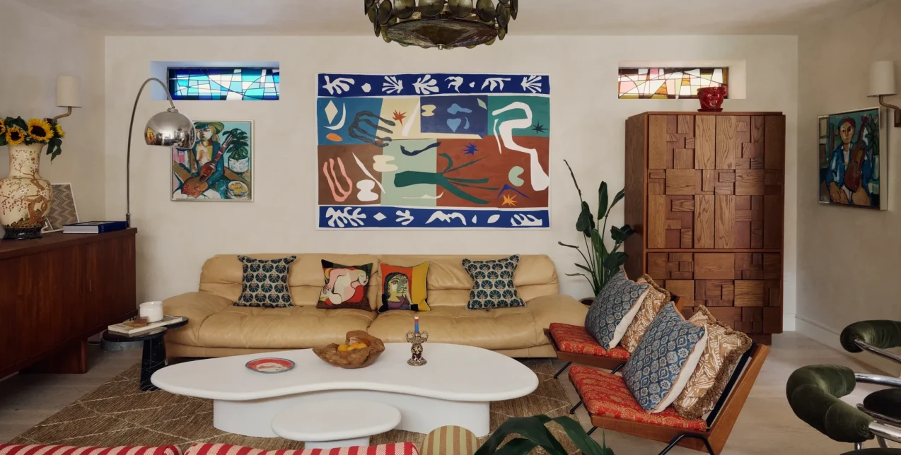 Τα αυθεντικά και ζωντανά σαλόνια συνθέτουν τη νέα τάση στη διακόσμηση