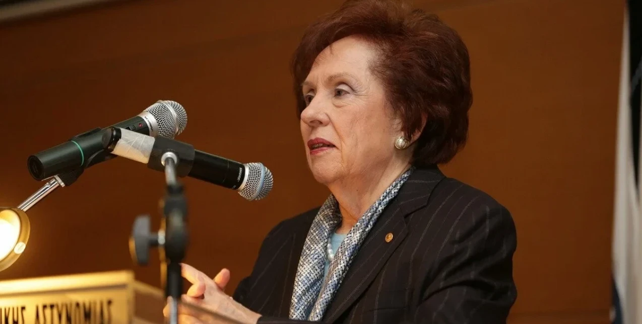 Έφυγε από τη ζωή η Άννα Ψαρούδα Μπενάκη - Πρώτη Γυναίκα Πρόεδρος της Βουλής