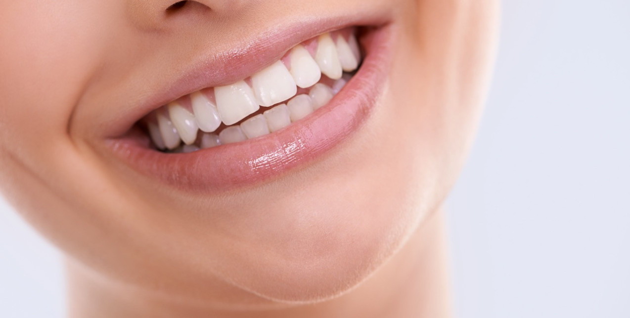 Στοματική υγεία και γενική ευεξία: Η σημασία της κατά την εμμηνόπαυση