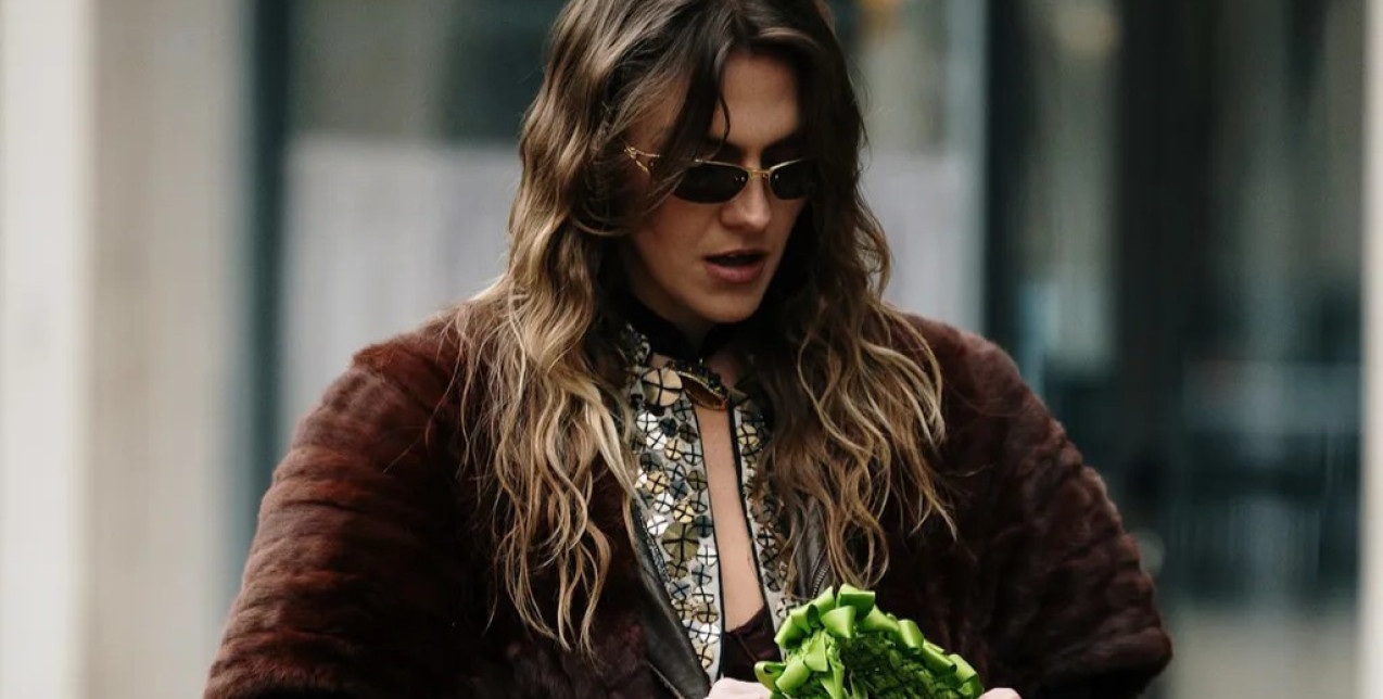 Τα πιο εντυπωσιακά beauty moments από τα street style looks του London Fashion Week