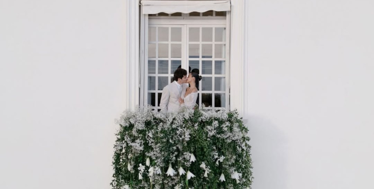 Ο λαμπερός γάμος του Charles Leclerc και της Alexandra Saint-Mleux στο Μονακό: Η Ferrari του ’57 και οι ρομαντικές στιγμές