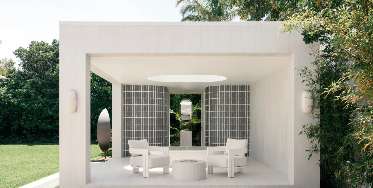 To παραθαλάσσιο σπίτι στο Σίδνεϊ που σχεδιάστηκε για να παρέχει ευεξία, ισορροπία και ηρεμία επαναπροσδιορίζοντας το wellness living