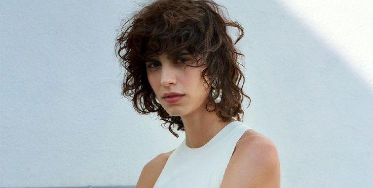 Έχετε μαλλιά μεσαίου μήκους και δεν ξέρετε τι να τα κάνετε; Αυτά τα κουρέματα θα σας δώσουν την έμπνευση που χρειάζεστε