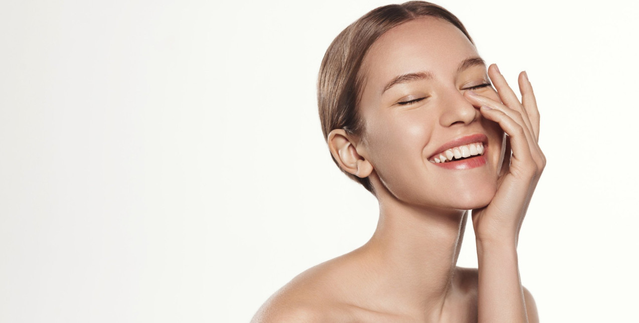 Κραγιόν και γραμμές στα χείλη: Ποια είναι η λεπτομέρεια που αλλάζει όλο το αποτέλεσμα;