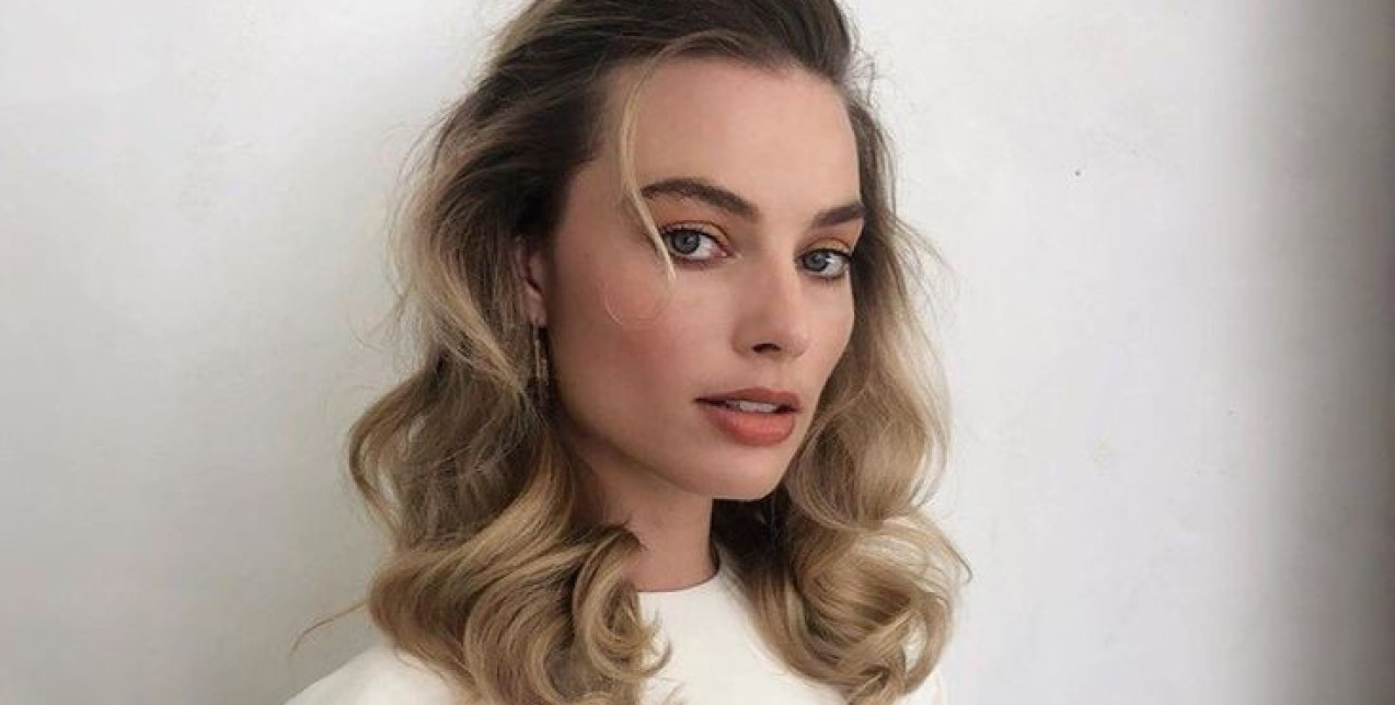 Τα makeup tips που κάνουν τα μπλε μάτια να δείχνουν 5 φορές πιο εντυπωσιακά