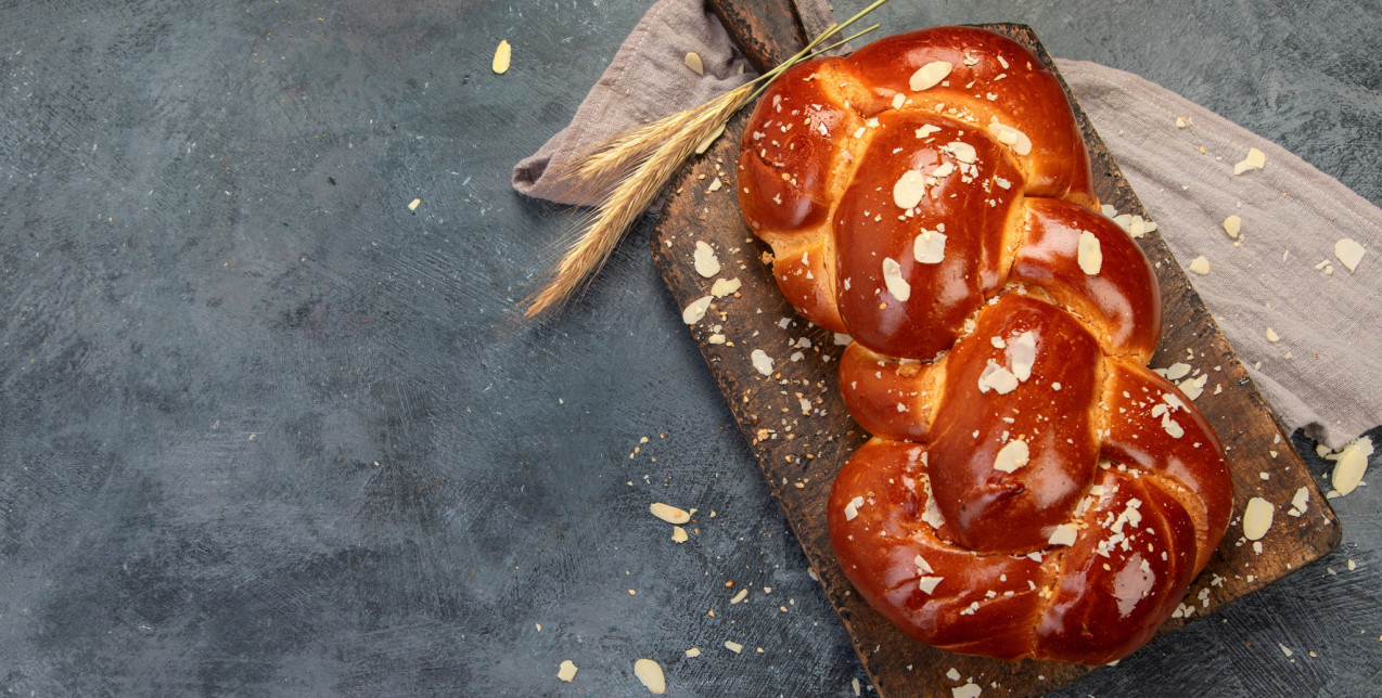 Αναζητάτε την τέλεια συνταγή για το Πασχαλινό τσουρέκι; Διαβάστε αυτό