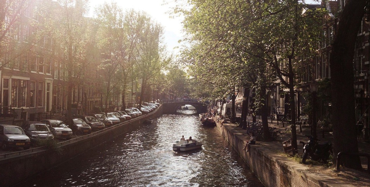 Τα food spots που θα λατρέψετε στο Άμστερνταμ