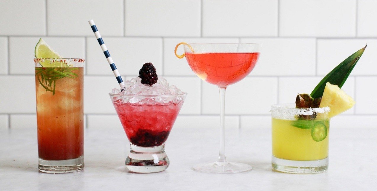 3 summer cocktails για να φτιάξετε μόνοι σας