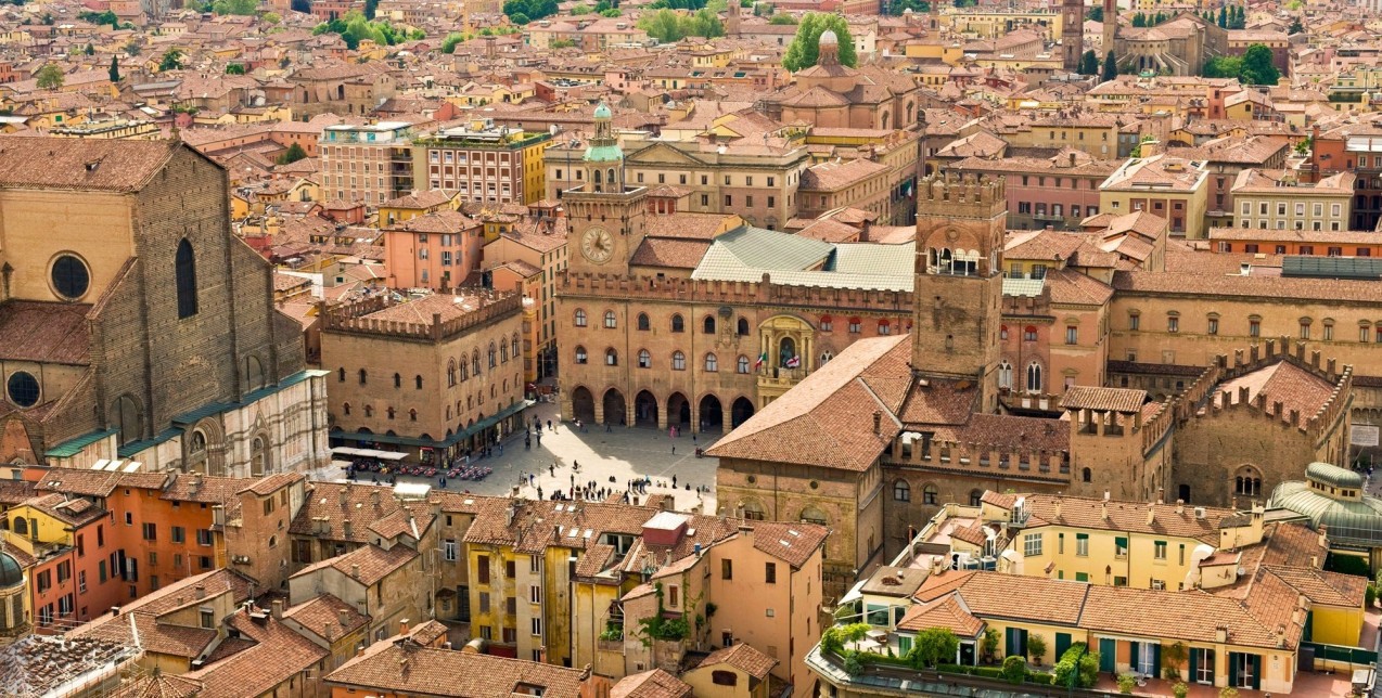 Ξενάγηση στη Μπολόνια: ένα weekend στη μαγική πόλη της Ιταλίας