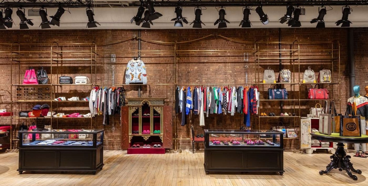 Ο οίκος Gucci μόλις άνοιξε βιβλιοπωλείο στη Νέα Υόρκη και είναι απίθανο
