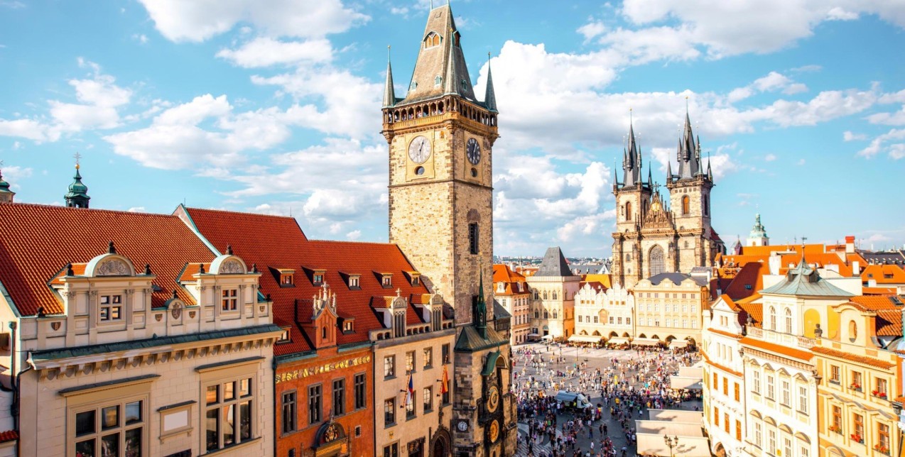 Πράγα: Ταξιδέψτε στην πιο παραμυθένια ευρωπαϊκή πόλη
