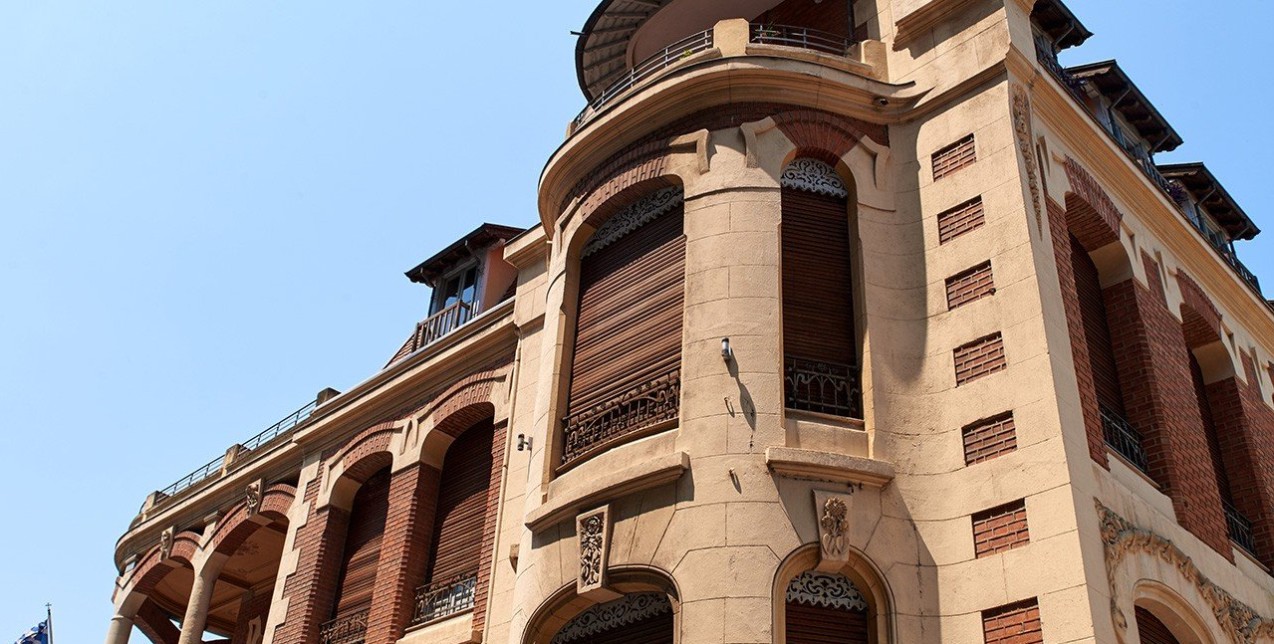 Διατηρητέα κτίρια της Θεσσαλονίκης στεγάζουν τα πιο όμορφα στέκια