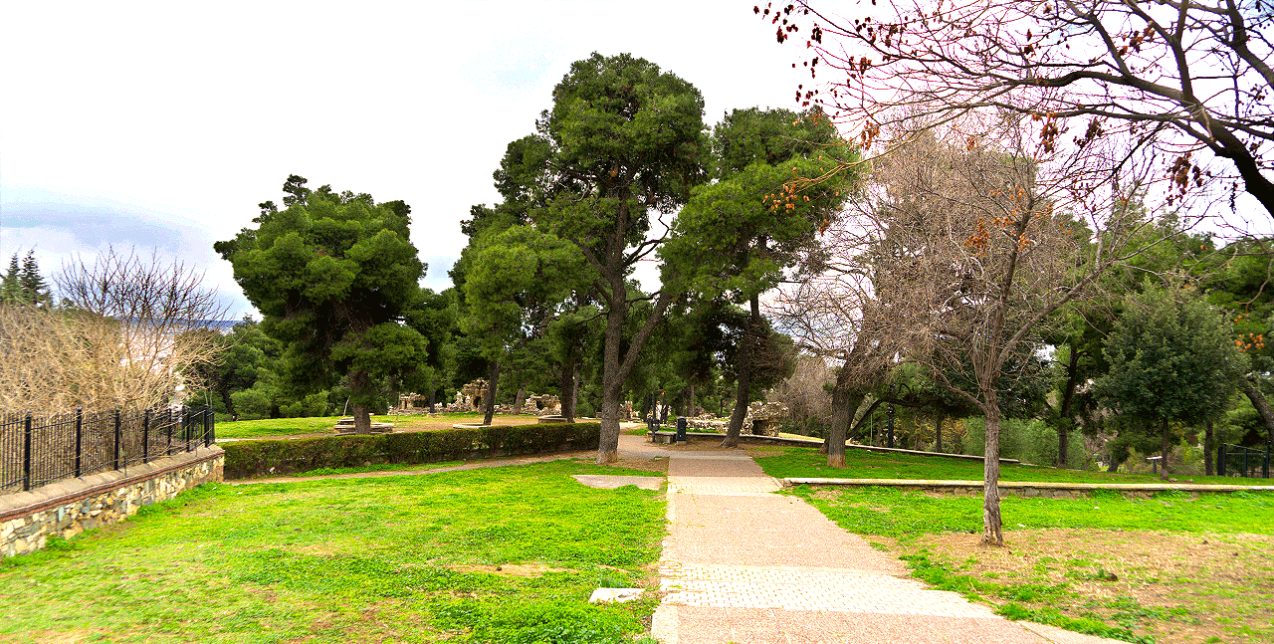 Οι πιο όμορφοι κήποι της Θεσσαλονίκης που αξίζει να επισκεφτείτε τις ζεστές μέρες