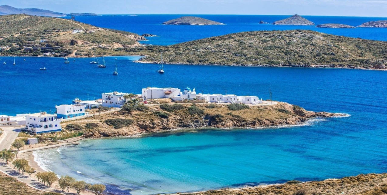 Το πρώτο ελληνικό νησί που καταργεί τα πλαστικά μιας χρήσης κι ό,τι άλλο ξεχωρίσαμε αυτήν την εβδομάδα