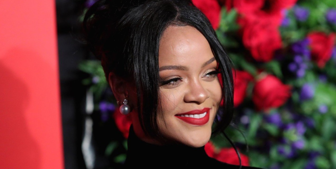 To ολοκαίνουριο βιβλίο της Rihanna και ό,τι άλλο ξεχωρίσαμε αυτή την εβδομάδα