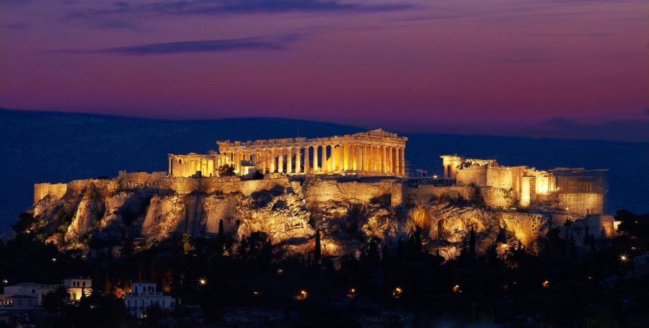 Escape the ordinary: Οργανώστε μια ρομαντική απόδραση στην Αθήνα για το τριήμερο του Αγίου Βαλεντίνου 