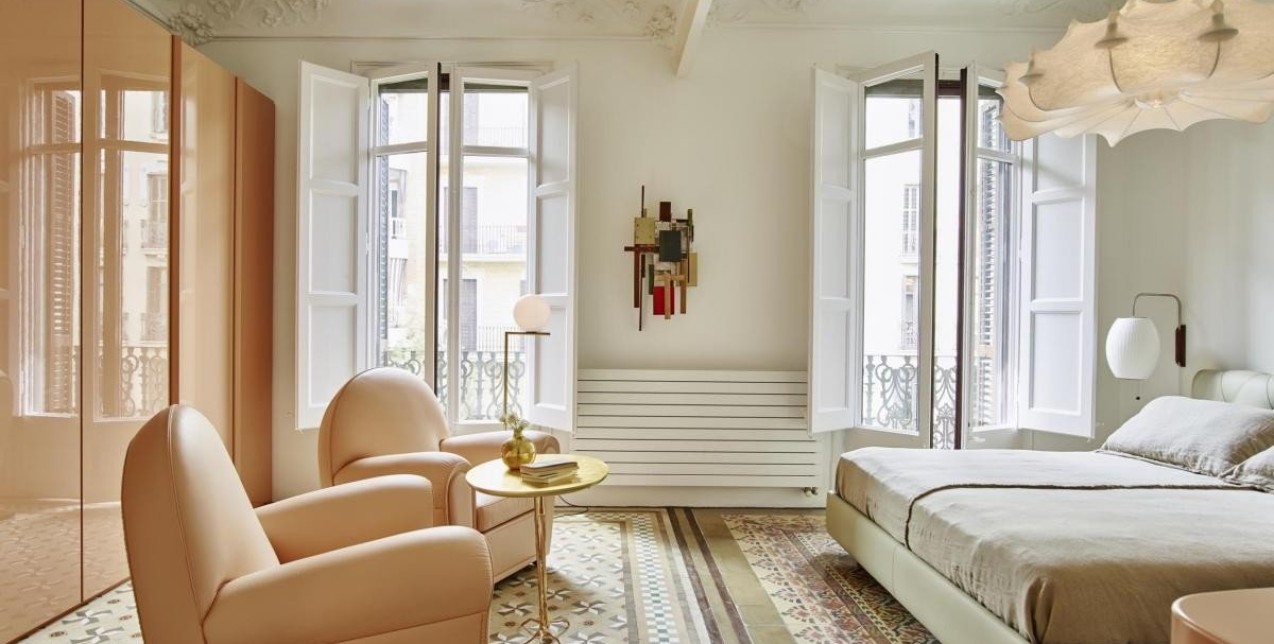 Ένα υπέροχο art nouveau διαμέρισμα στη Βαρκελώνη που αναβιώνει διατηρώντας την αύρα μιας άλλης εποχής