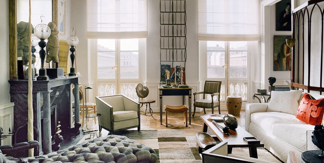 To ιστορικό διαμέρισμα του interior designer Jacques Grange στο Παρίσι όπου διέμενε η πασίγνωστη Γαλλίδα συγγραφέας Colette